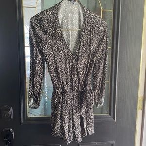 AMERICAN EAGLE OUTFITTERS ROMPER